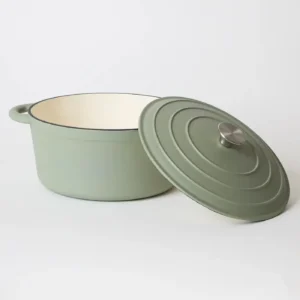 George Collective – Cast Iron Round Casserole 28cm – Matte Sage/Silver Lid